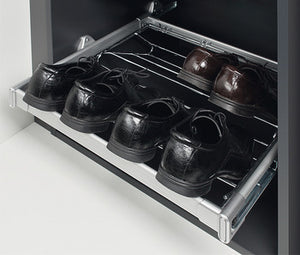 Shoe rack, for pull-out frame system
